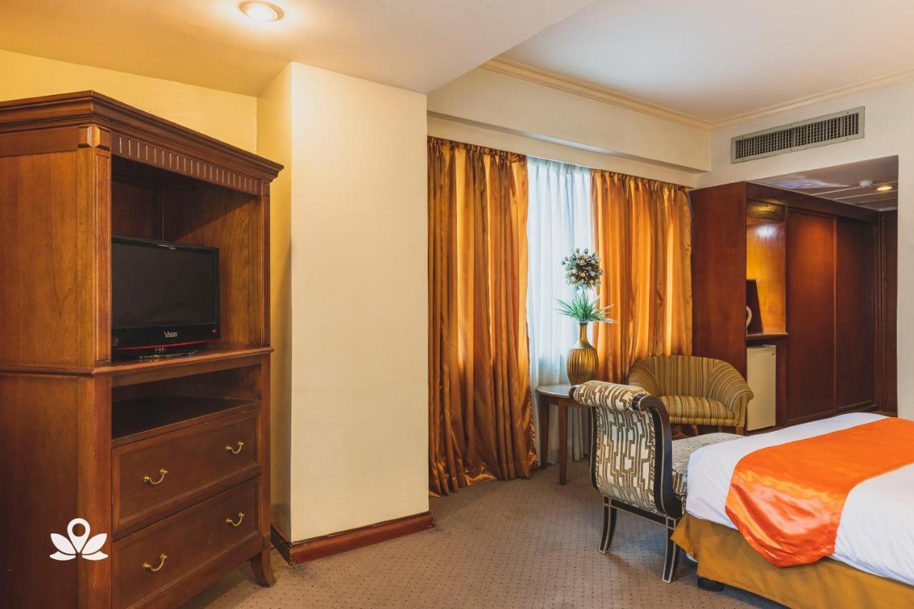 เซน รูม เทียร่า โอเรียนตัล มะนิลา Hotel Makati City ภายนอก รูปภาพ
